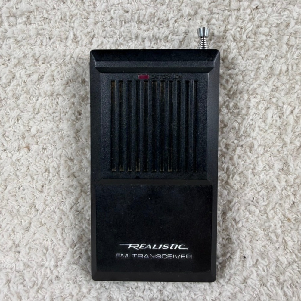Realistic FM Transceiver 21-401 Vintage Handheld Radio 49.830MHz Parts/Repair